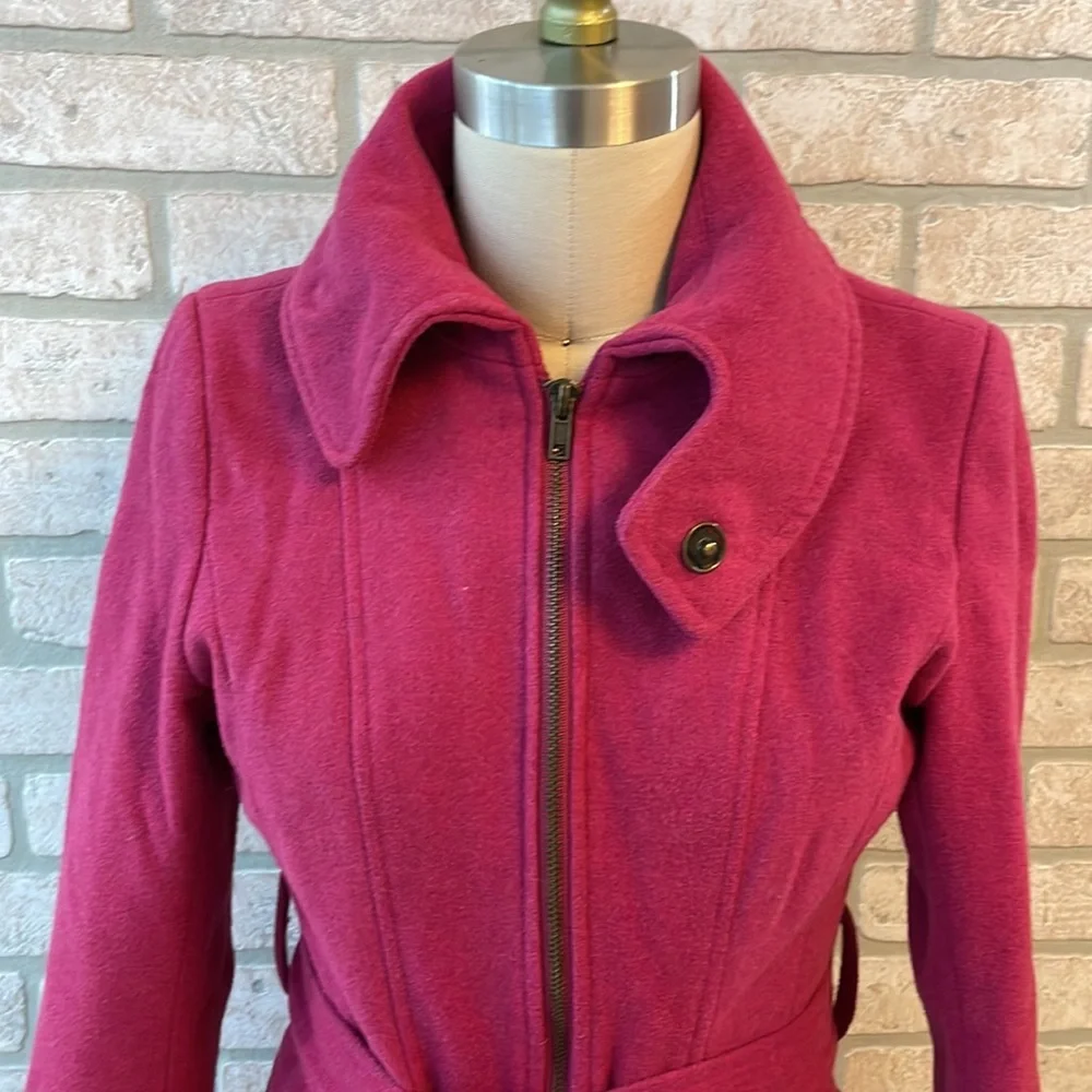 Pink coat! - Picture 3 of 9